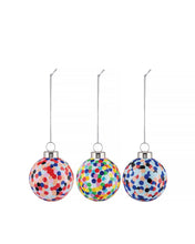 Carica l'immagine nel visualizzatore di Gallery, SET 3 PALLE PER ALBERO DI NATALE IN VETRO SOFFIATO DEC.A MANO ( DIAM. 6 CM.)