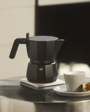 Carica l'immagine nel visualizzatore di Gallery, CAFFETTIERA ESPRESSO IN FUSIONE DI ALLUMINIO MOKA NERA 1 T/ZA.