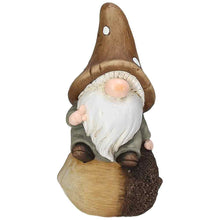 Carica l'immagine nel visualizzatore di Gallery, ELFO IN RESINA SU GHIANDA CM 24 H
