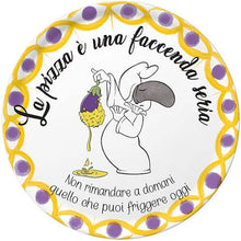 Carica l'immagine nel visualizzatore di Gallery, PIATTO PIZZA IN PORCELLANA CM.32 (VARI DECORI)