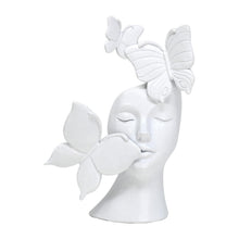 Carica l'immagine nel visualizzatore di Gallery, SCULTURA IN RESINA " IN UN BATTITO D'ALI" ) CM. 13 H VARI SOGGETTI