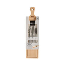 Carica l'immagine nel visualizzatore di Gallery, TAGLIERE IN LEGNO DI FAGGIO C/COLTELLI FORMAGGIO