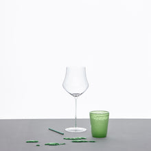 Carica l'immagine nel visualizzatore di Gallery, CALICE IN VETRO MEMENTO WINE 01 (COL.DISP.NERO,BLU,LIME,TURCHESE)