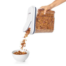 Carica l'immagine nel visualizzatore di Gallery, CONTENITORE DISPENSER PER CEREALI OXO 3,2 LT.