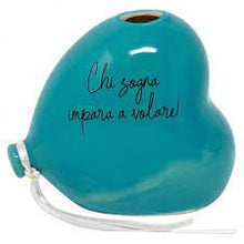 Carica l'immagine nel visualizzatore di Gallery, PROFUMATORE IN PORCELLANA "PALLONCINO CUORE" ( VARI COLORI) CM.8x5 X8h C/PROFUMO IN DOTAZIONE E BASTONCINI