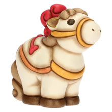Carica l'immagine nel visualizzatore di Gallery, CAVALLO IN CERAMICA " PRISCILLA" ( CM. 9,3X4,8X8,8)
