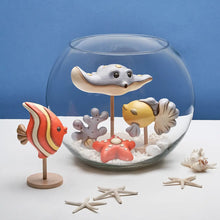 Carica l&#39;immagine nel visualizzatore di Gallery, CORALLO IN CERAMICA ( CM.9,5X4,4X11,5)

