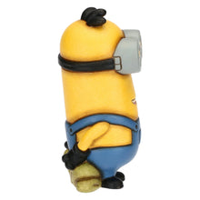 Carica l'immagine nel visualizzatore di Gallery, PERSONAGGIO IN CERAMICA "MINIONS-KEVIN" ( CM.4,3X9,2H)
