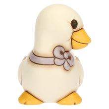 Carica l&#39;immagine nel visualizzatore di Gallery, OCA &quot;JULIE&quot; IN CERAMICA SEDUTA CM.7,3X9,9

