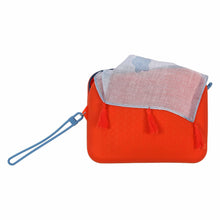Carica l&#39;immagine nel visualizzatore di Gallery, SET PAREO +POCHETTE &quot;MARE D&#39;AMARE&quot;(CM. 90X170)

