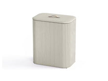 Carica l'immagine nel visualizzatore di Gallery, PORTABIANCHERIA IN LEGNO E TESSUTO " TOTA TWIN LUXE"90 LT. (H73,5xL60,8xP40,6 CM.)
