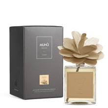 Carica l'immagine nel visualizzatore di Gallery, PROFUMATORE PER AMBIENTE " FLOWER" C/FIORE IN LEGNO DI BETULLA 500ML
