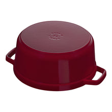 Carica l&#39;immagine nel visualizzatore di Gallery, COCOTTE IN GHISA CM. 26 LT.5,2 COLORE BORDEAUX ( STAUB)
