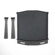 Carica l&#39;immagine nel visualizzatore di Gallery, BISTECCHIERA IN GHISA 2 MANICI CM. 33 X 37 X 7  kg 6,1
