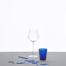 Carica l&#39;immagine nel visualizzatore di Gallery, CALICE IN VETRO MEMENTO WINE 01 (COL.DISP.NERO,BLU,LIME,TURCHESE)
