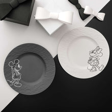 Carica l'immagine nel visualizzatore di Gallery, PIATTINO DESSERT/COLAZIONE " MANIFACTURE MICKEY MOUSE" CM. 21
