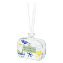 Carica l&#39;immagine nel visualizzatore di Gallery, PROFUMATORE IN BOTTIGLIA DI VETRO COLL.DI FIORE IN FIORE C/BASTONCINI (100ML)
