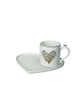 Carica l&#39;immagine nel visualizzatore di Gallery, TAZZA CAFFE&#39;IN PORCELLANA C/VASSOIETTO CUORE &quot;AMORE MIO&quot;
